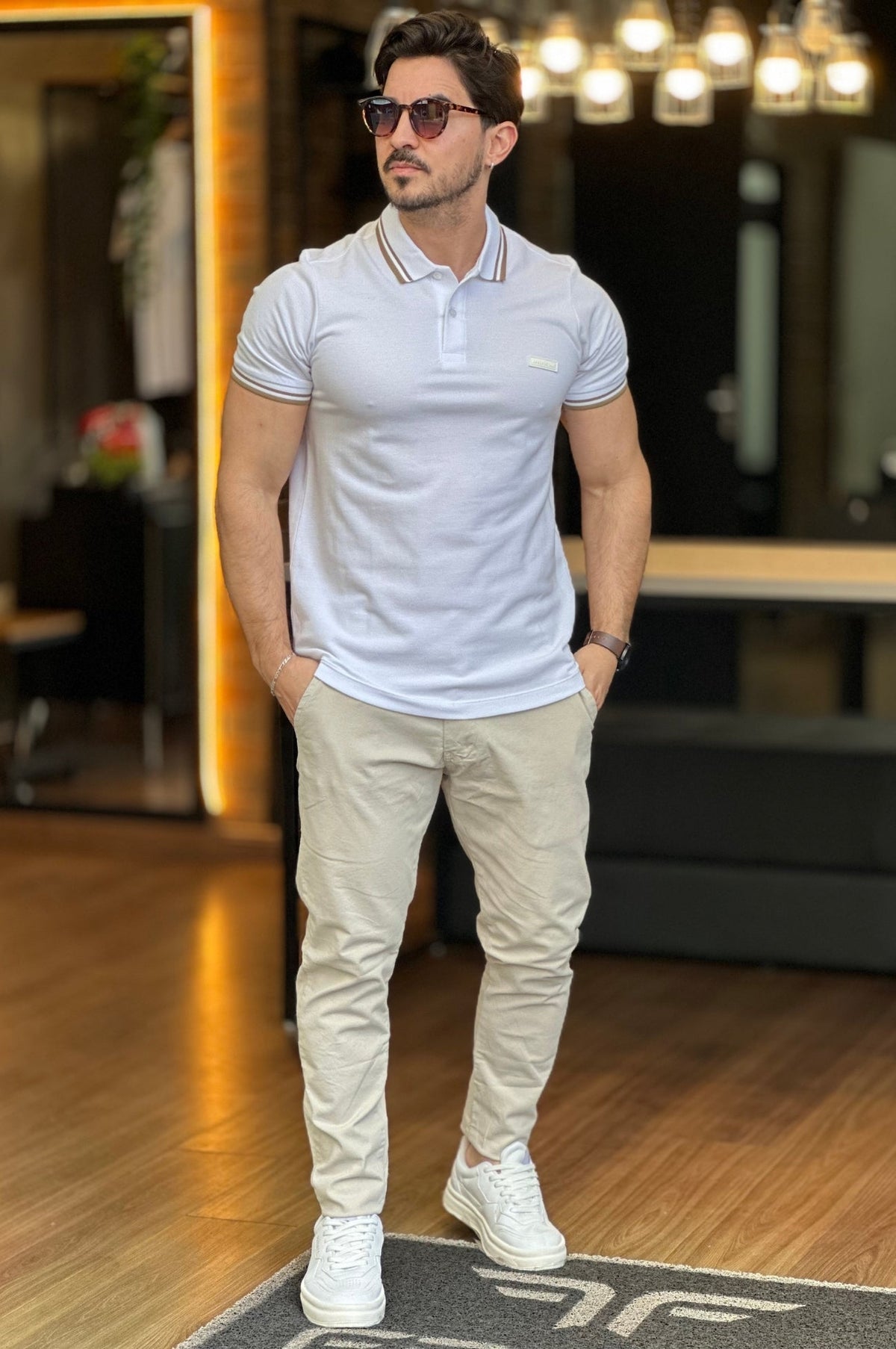 Polo Branca Aeropostale