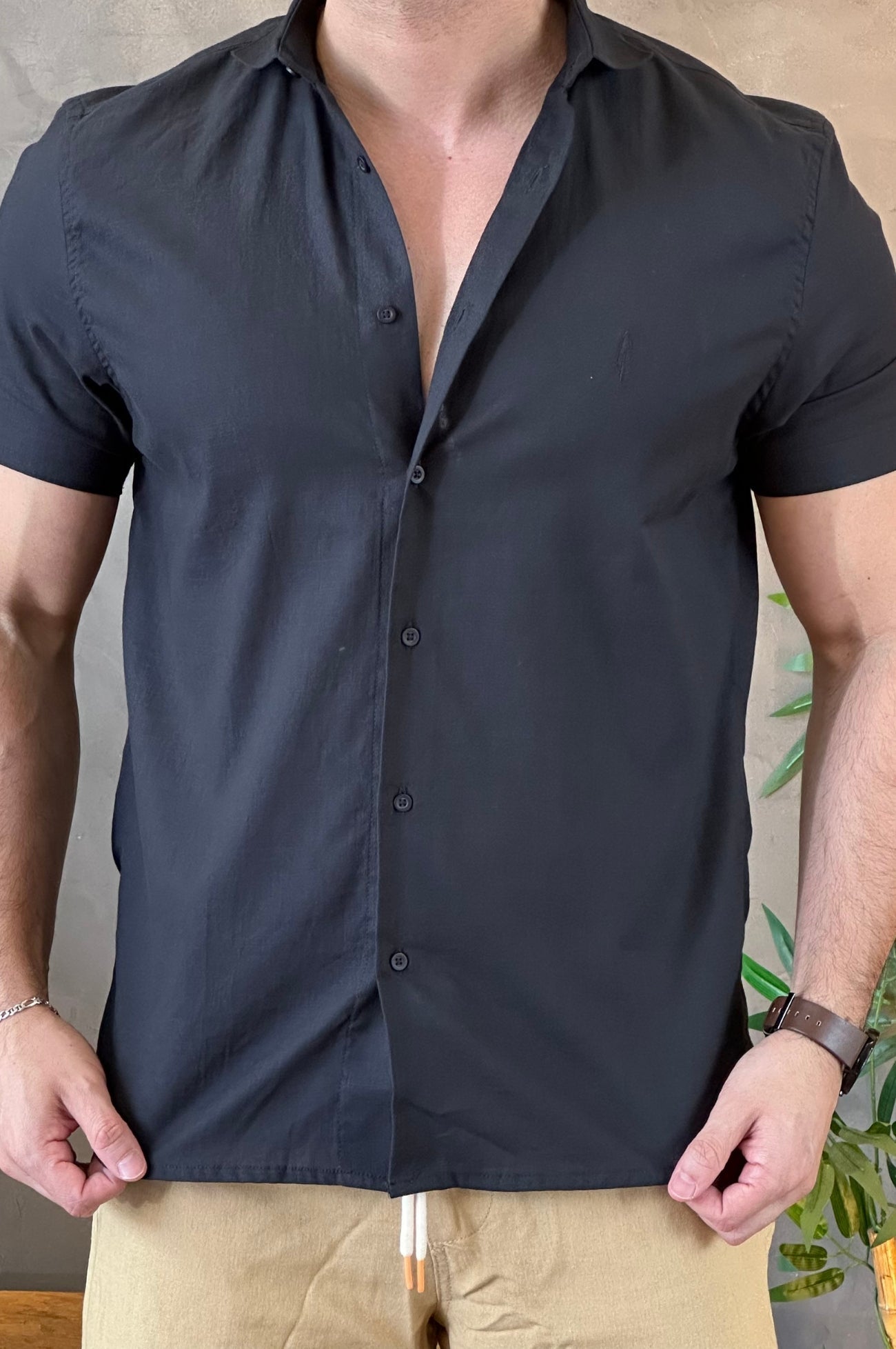 Camisa Manga Curta Preta Serafine