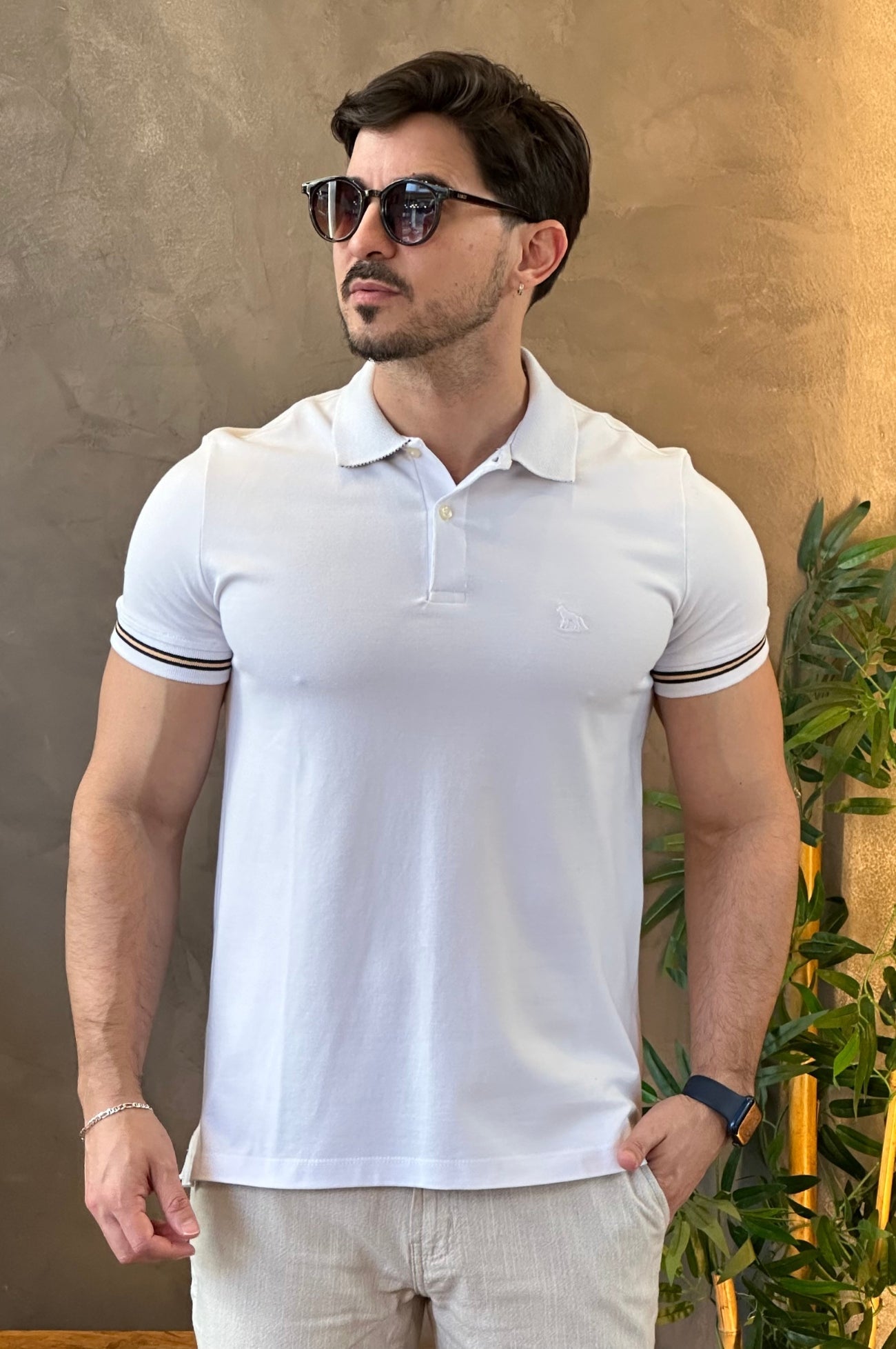 Polo Branca Acostamento