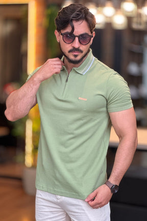 Polo Verde com Ziper Acostamento