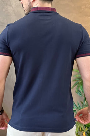 Polo Azul Marinho Acostamento